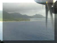 002_Huahine.jpg (23099 Byte)