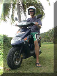 064_Urs_Scooter.jpg (31212 Byte)